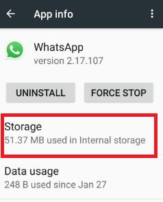 انقر فوق تخزين ضمن إعدادات معلومات تطبيق WhatsApp